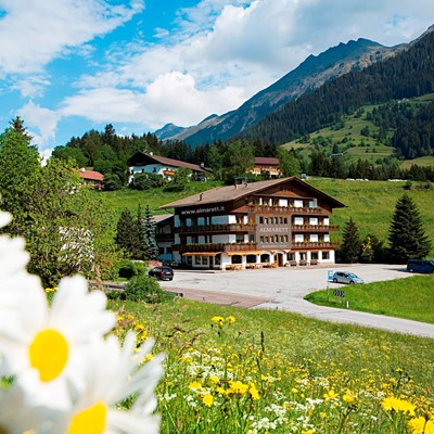 Almarett Bed & Breakfast in the Alps